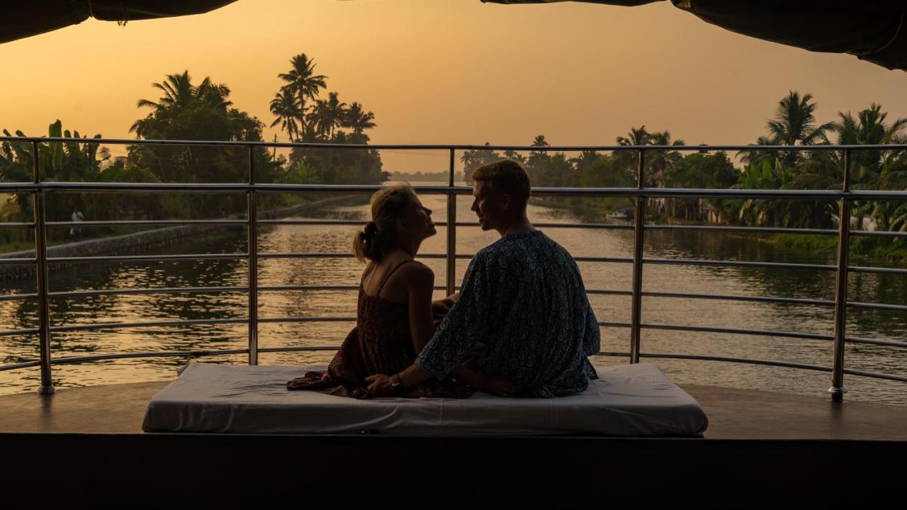 Kera Houseboats Alleppey Alappuzha المظهر الخارجي الصورة