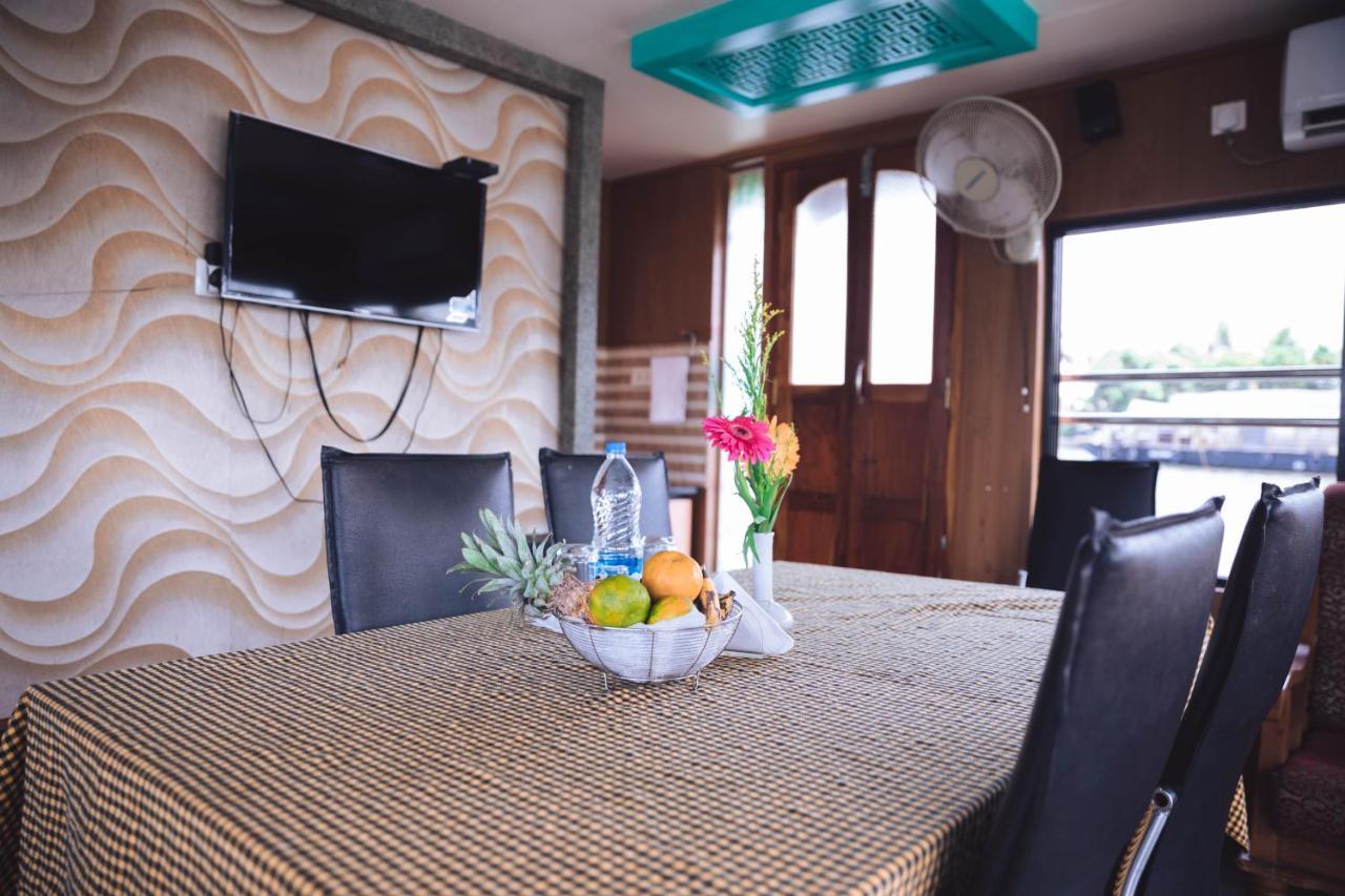 Kera Houseboats Alleppey Alappuzha المظهر الخارجي الصورة