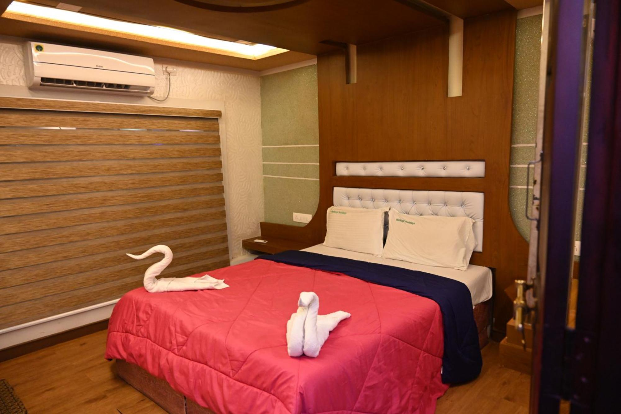 Kera Houseboats Alleppey Alappuzha المظهر الخارجي الصورة