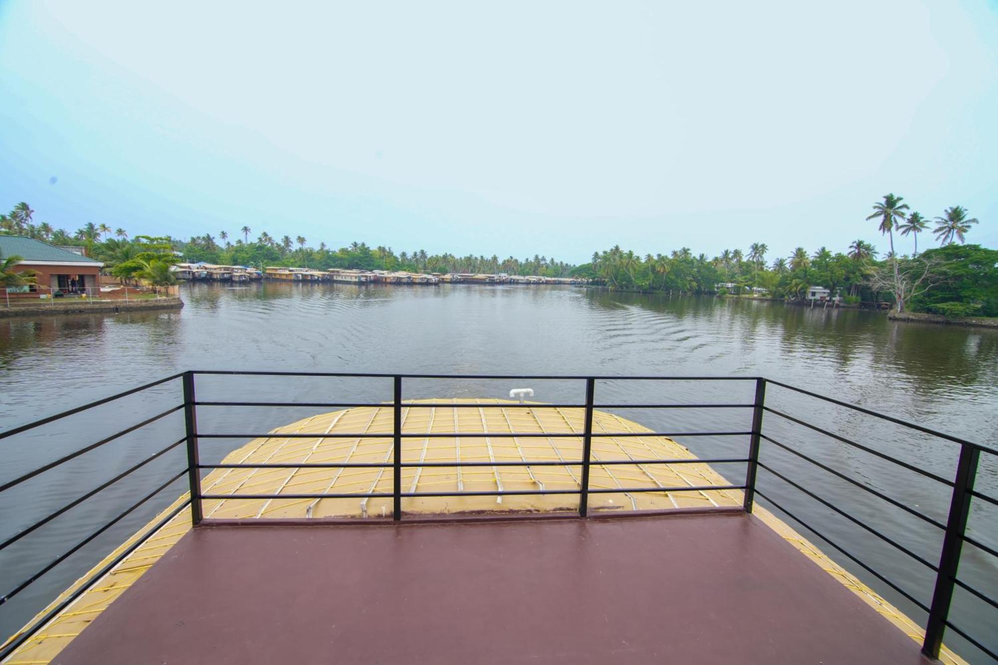 Kera Houseboats Alleppey Alappuzha المظهر الخارجي الصورة