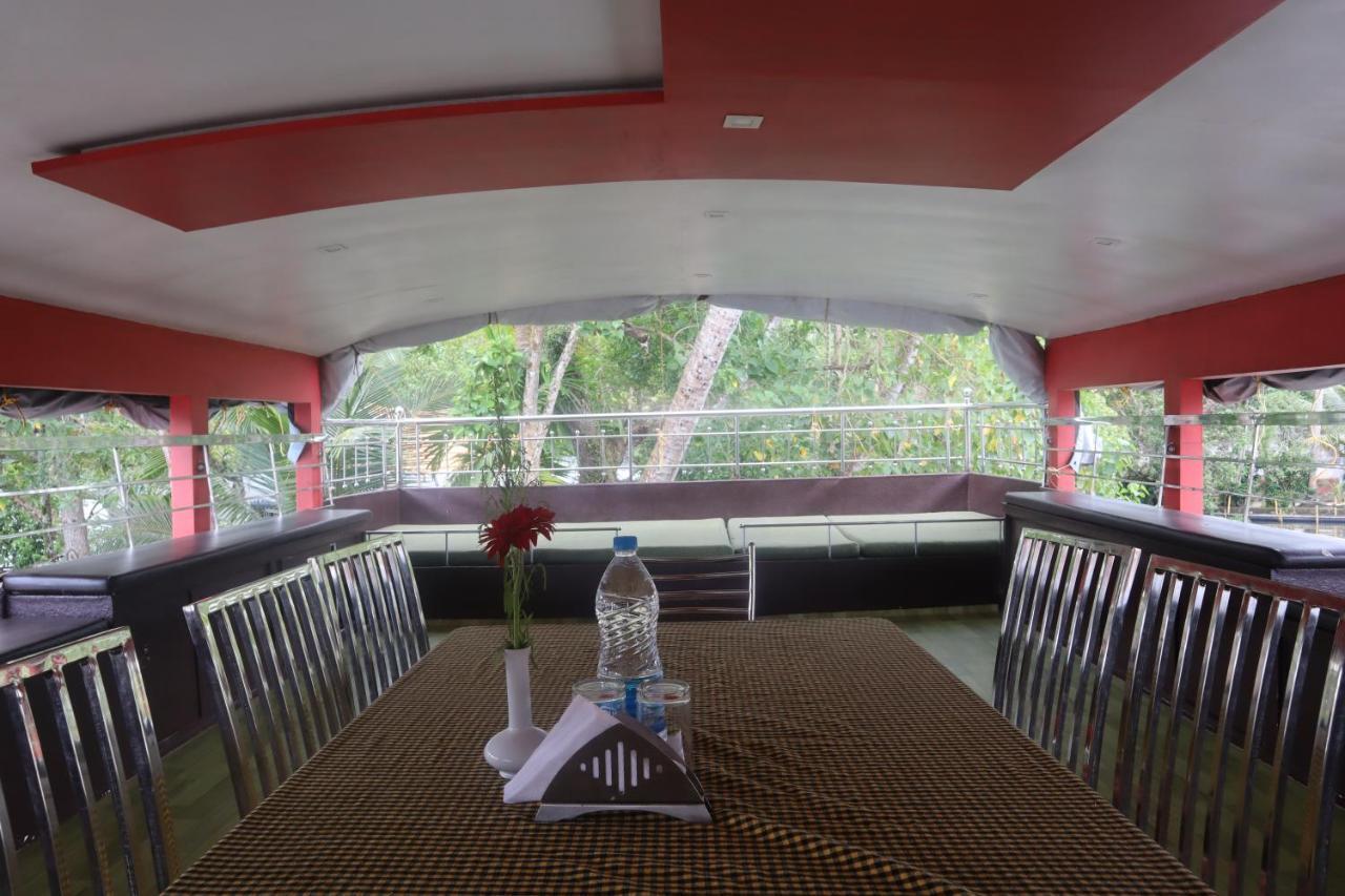 Kera Houseboats Alleppey Alappuzha المظهر الخارجي الصورة
