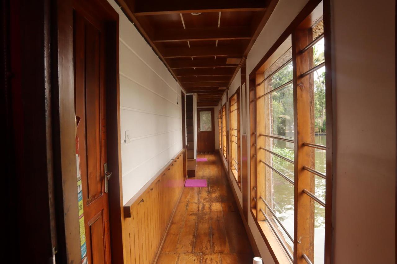 Kera Houseboats Alleppey Alappuzha المظهر الخارجي الصورة