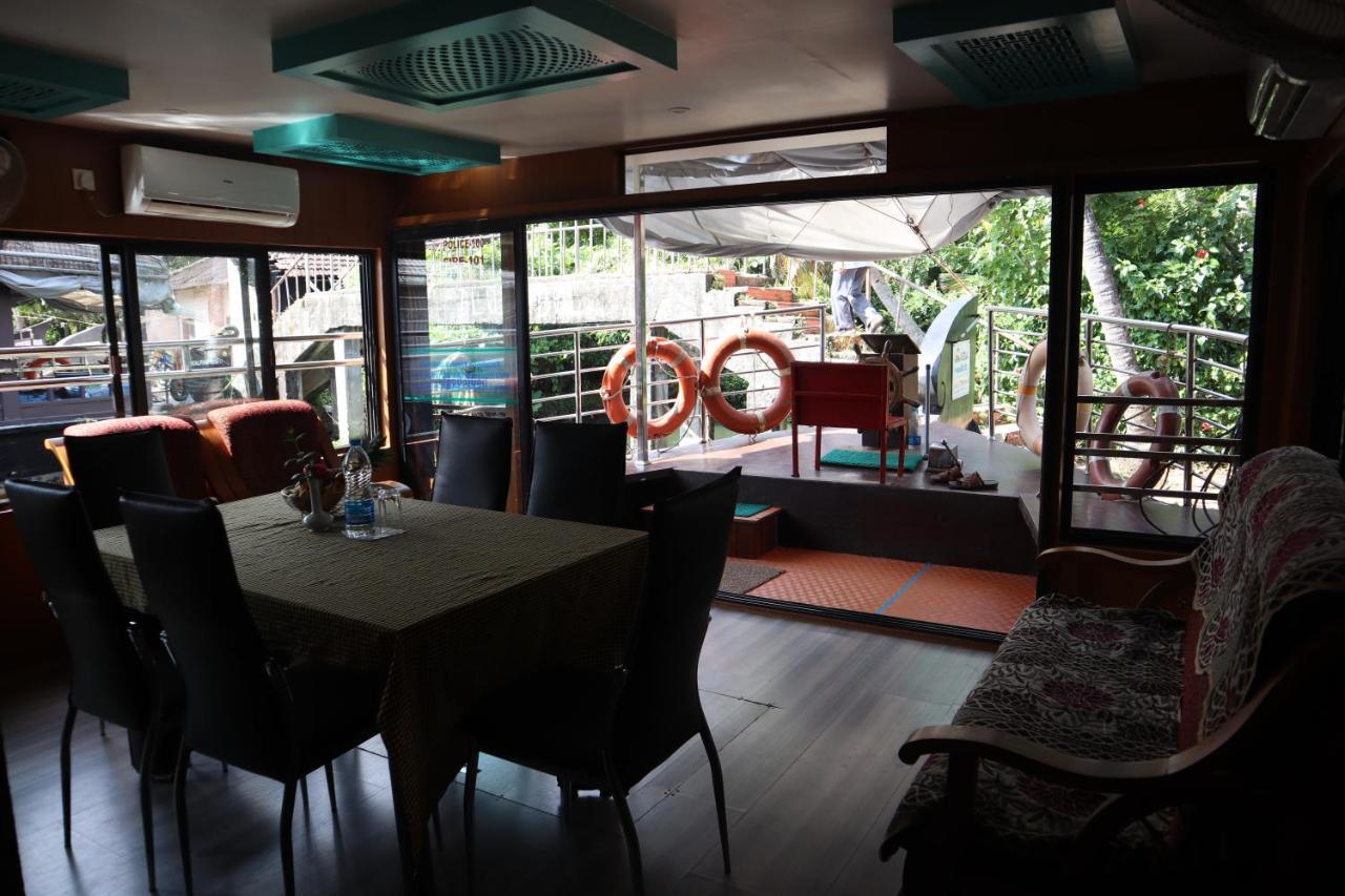Kera Houseboats Alleppey Alappuzha المظهر الخارجي الصورة