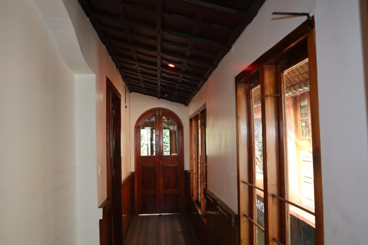 Kera Houseboats Alleppey Alappuzha المظهر الخارجي الصورة