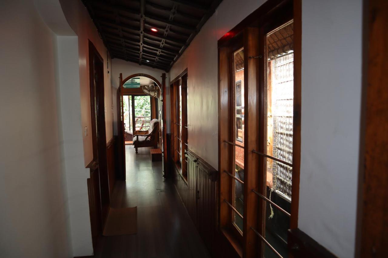 Kera Houseboats Alleppey Alappuzha المظهر الخارجي الصورة